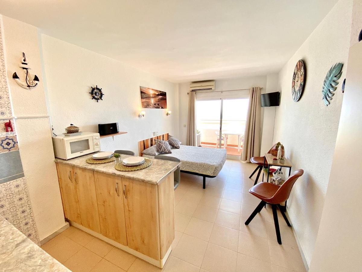Stylish Fuengirola Studio With Panoramic Sea View Buitenkant foto