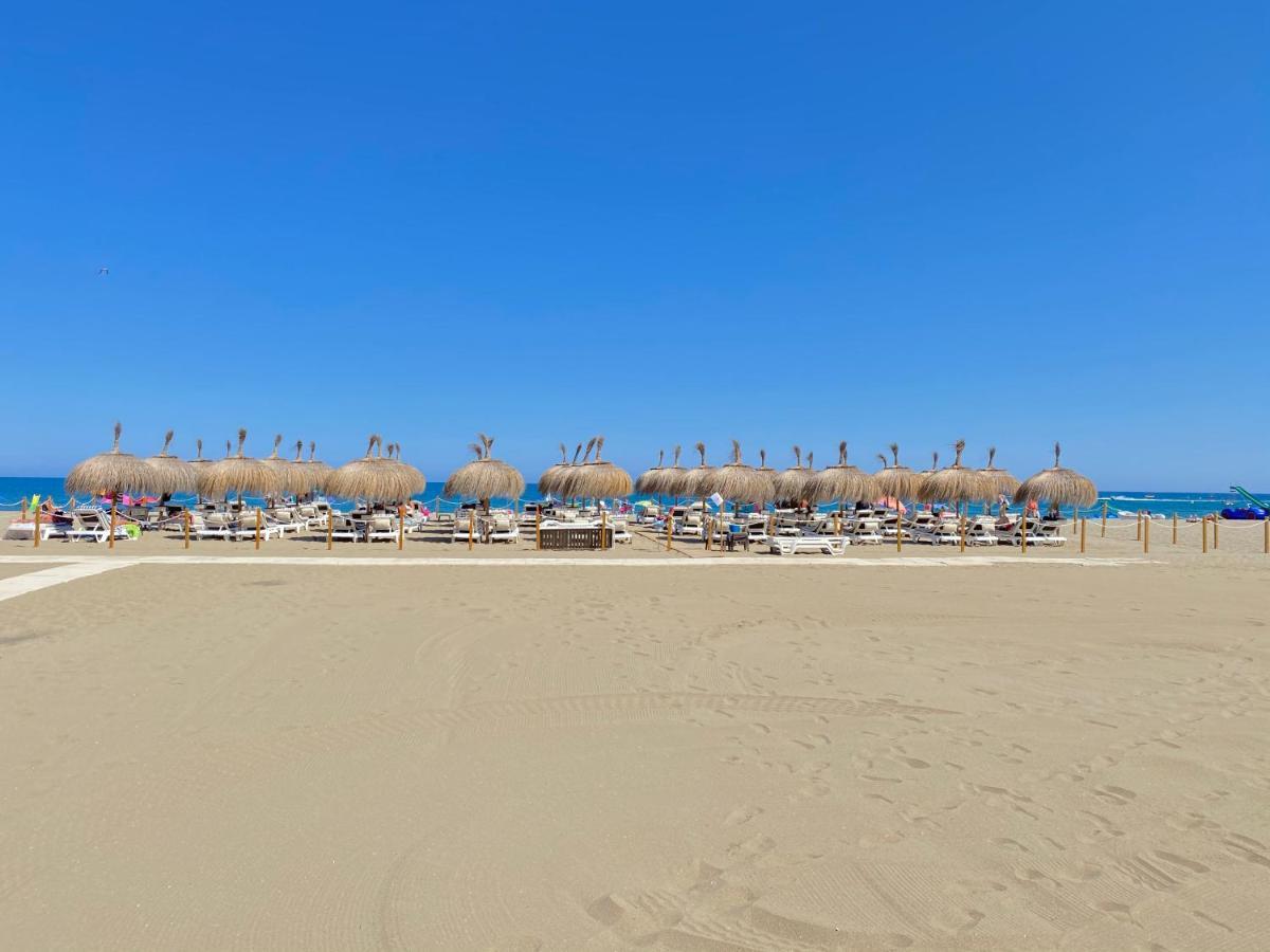 Stylish Fuengirola Studio With Panoramic Sea View Buitenkant foto